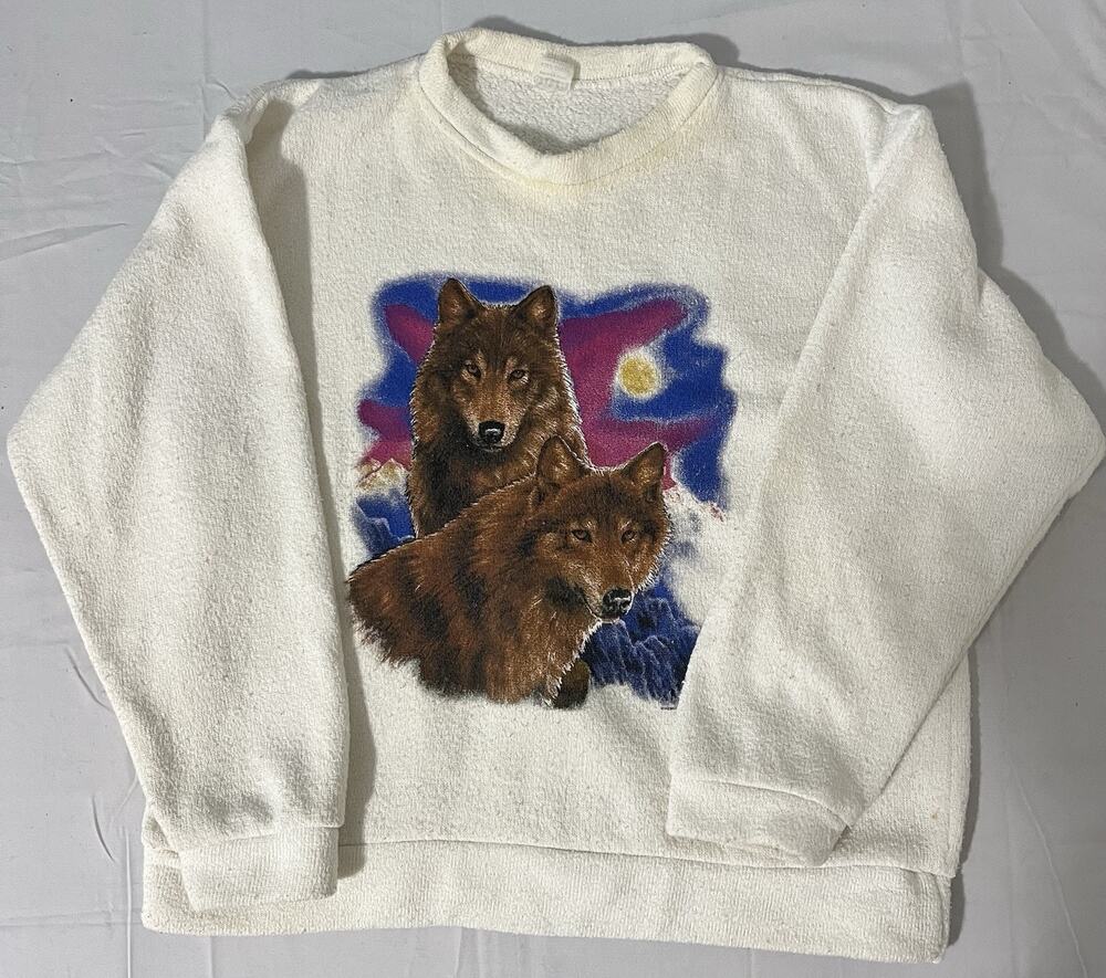 Vintage Sam Brand Crewneck Sweatshirt Size M White Fleece Wolves Made In USA